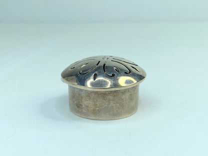 Sterling Silver Mexican Artisan Taxco Domed Openwork Geometric hinged box SS122