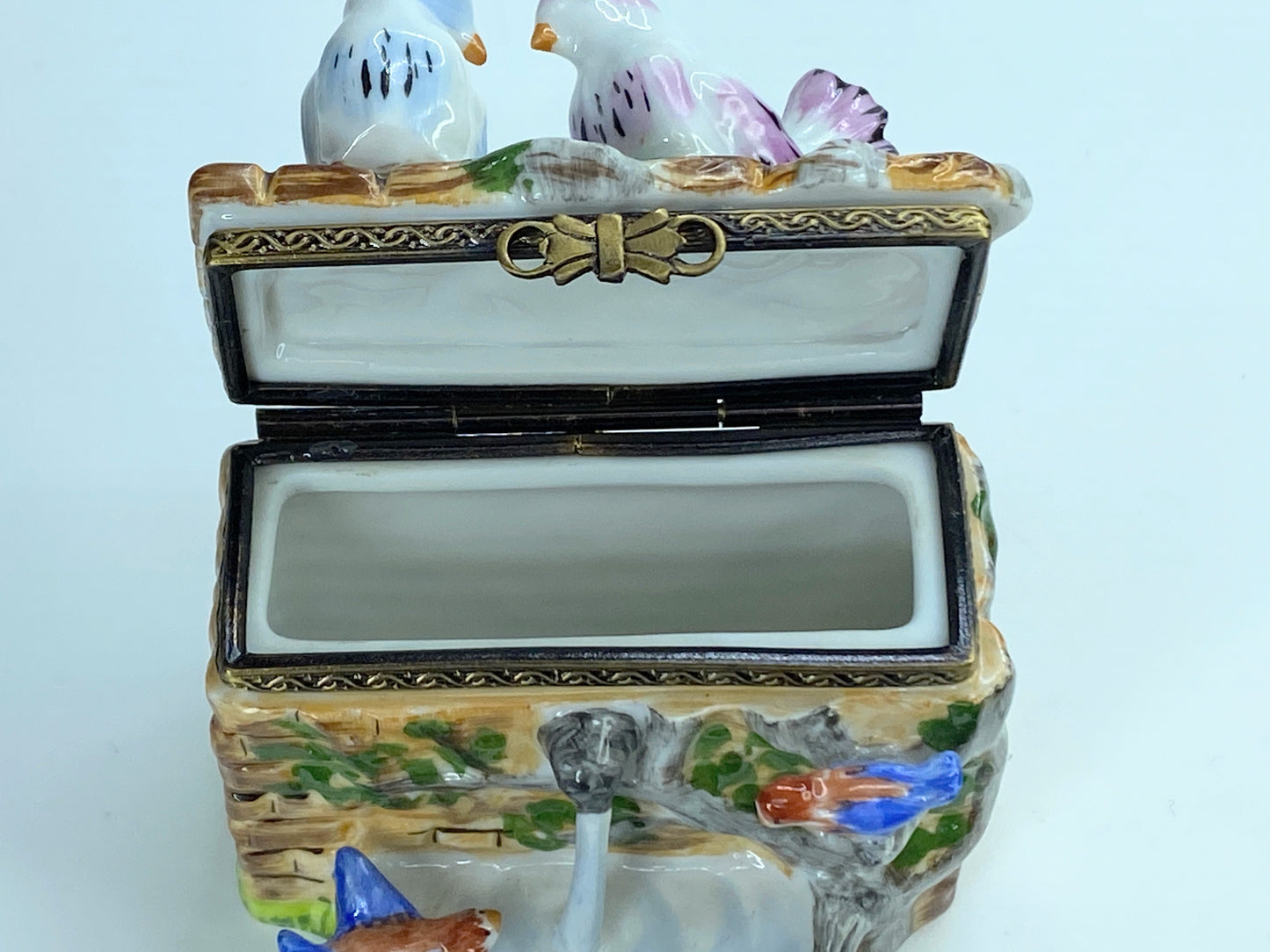 Rochard Birds on Fountain Porcelain Limoges Trinket Box A77