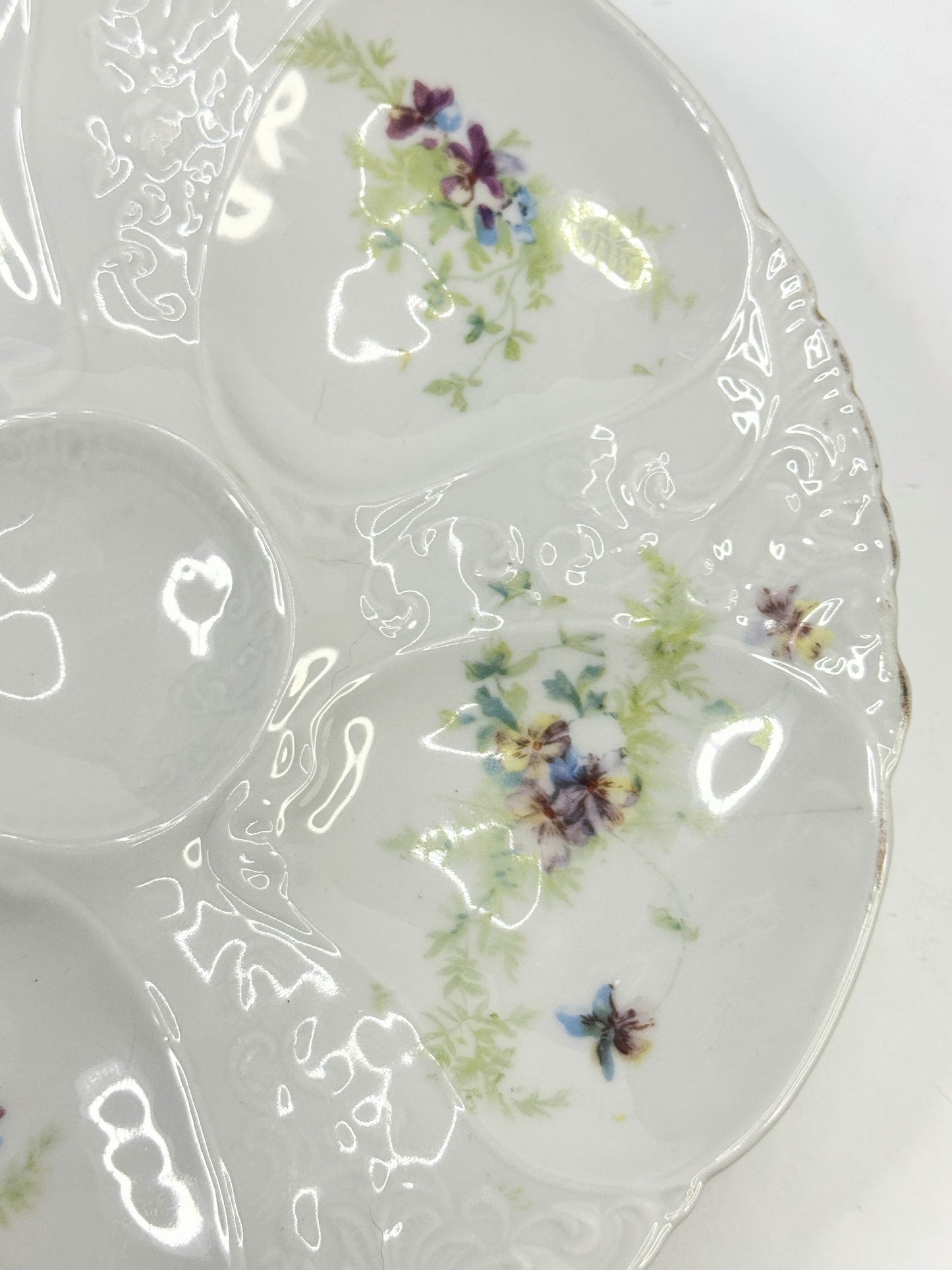 Antique Austria handpainted Pansy flower oyster plate A482