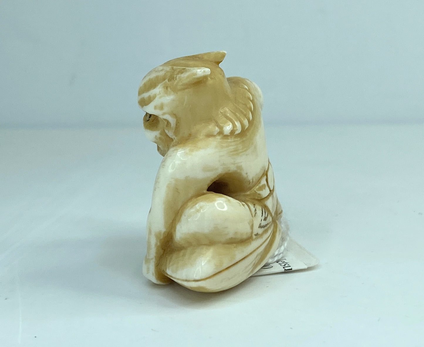 Signed c1920 Hand carved Resin Japanese Netsuke Thunder gold (raiden) A589