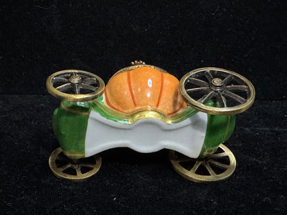 Limoges Peint Main Pumpkin Carriage Trinket Box Rollable A1102