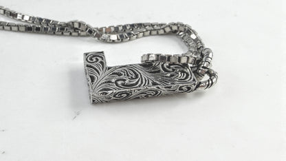 Vintage Gucci Sterling Silver Scroll Letter L Pendant Necklace 18.5" JR1746