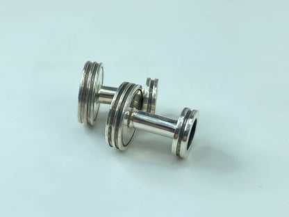 Tiffany & Co. Paloma Picasso Mens Silver Carbon Fiber Round Cufflinks JR546