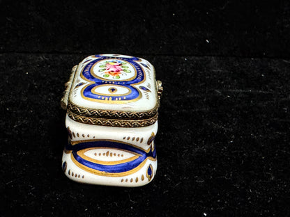 Vintage Limoges Peint Main Blue Floral Trinket Box A1104