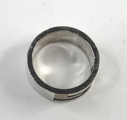 Vintage Gucci Sterling Silver G Logo Cut-Out Band Ring 8.33mm