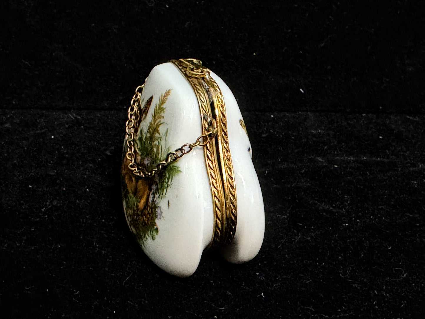 Vintage Limoges France Reversible Porcelain Trinket Box Pendant 2 1/2" A1105