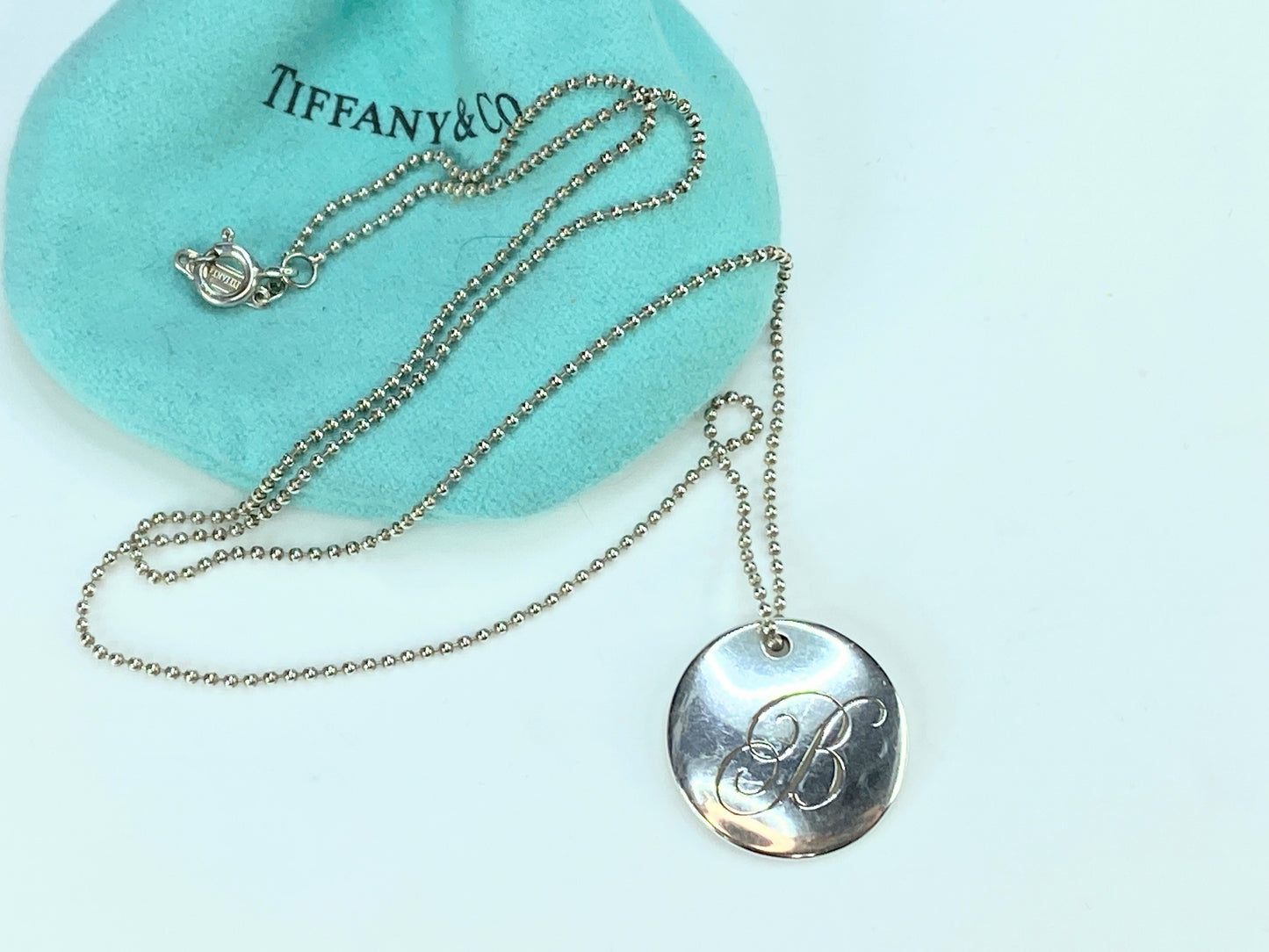 Tiffany & Co Letter "B" Initial Circle Disc Pendant Necklace sterling 20" JR7813