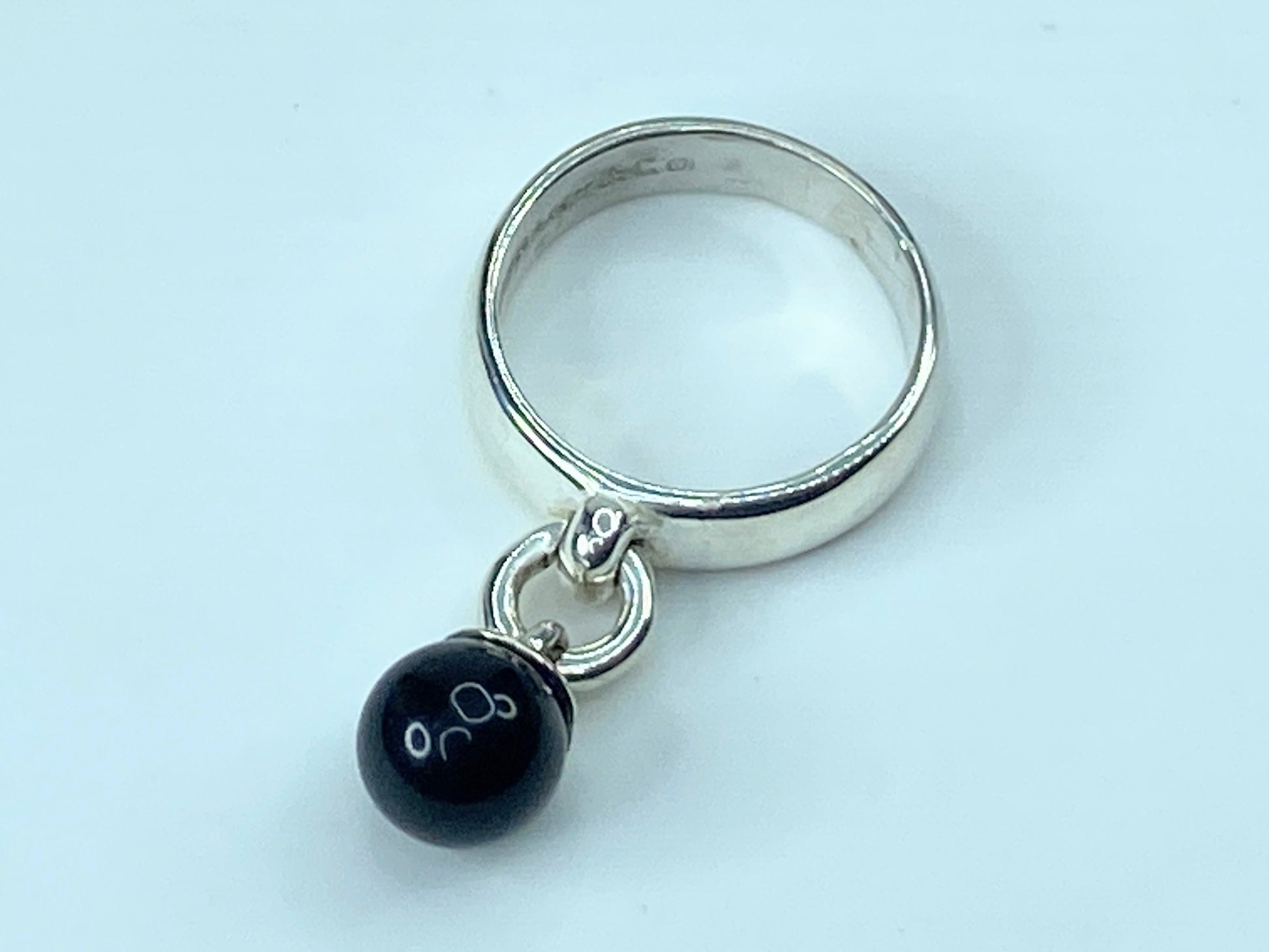 Tiffany Co. Vintage 5.0mm Onyx Charm hardware Ring Sterling Silver 5.6g s7 JR545