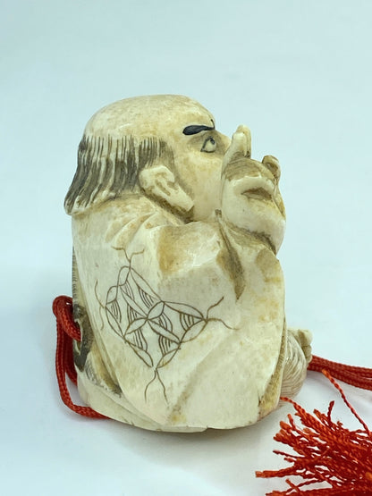 Japanese Netsuke Polychrome carved Sorcery Signed, retractable tongue A593