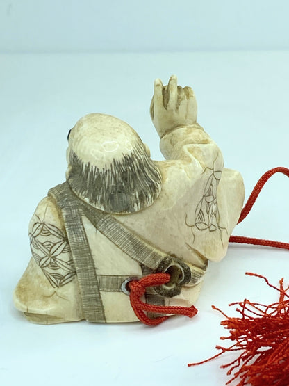 Japanese Netsuke Polychrome carved Sorcery Signed, retractable tongue A593