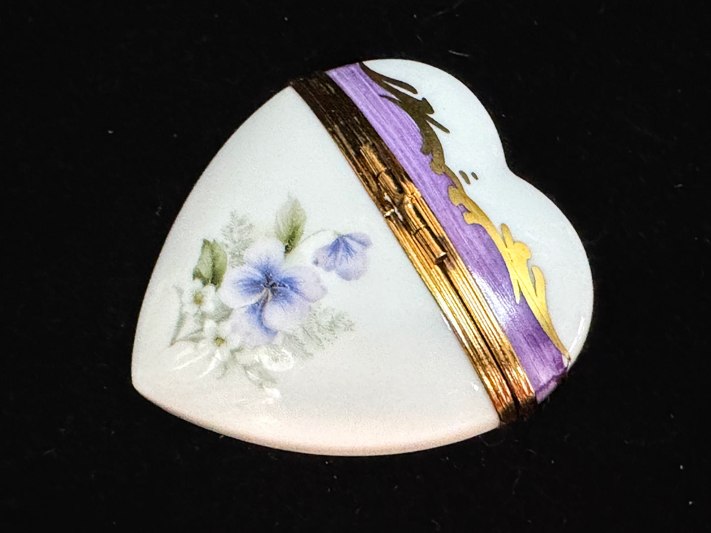 Vintage Limoges France Heart Shaped Perfume Bottle Trinket Box Porcelain A1107