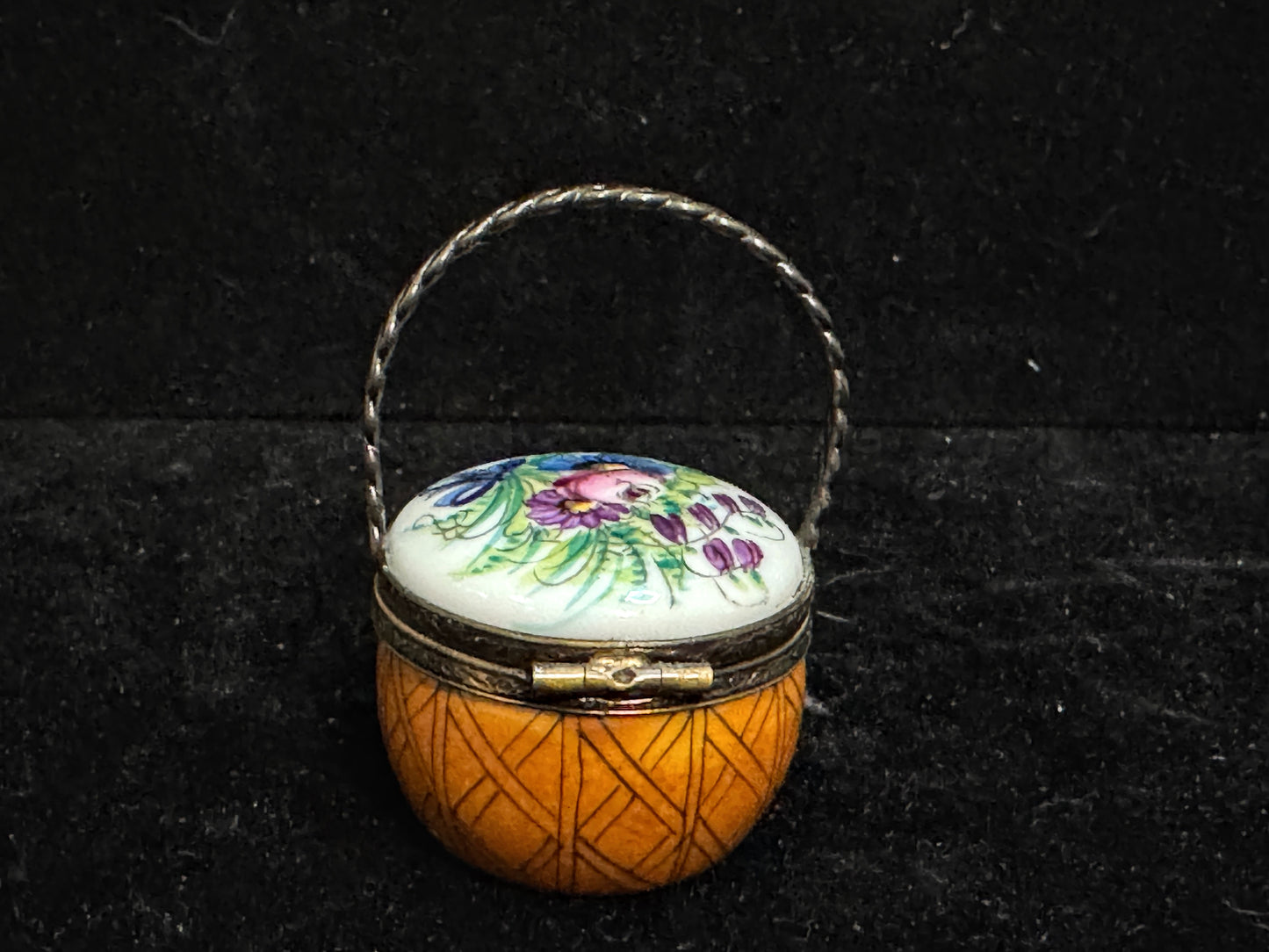 Limoges Peint Main Floral Basket Trinket Box with Handle A1108