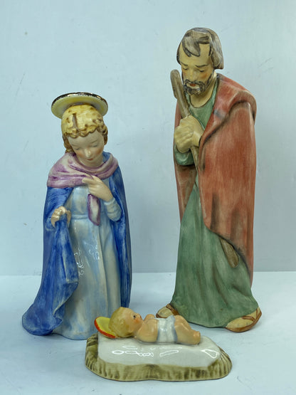 Hummel Figures Holy Family Nativity Set to Celebrate the Holidays set of 3 A622