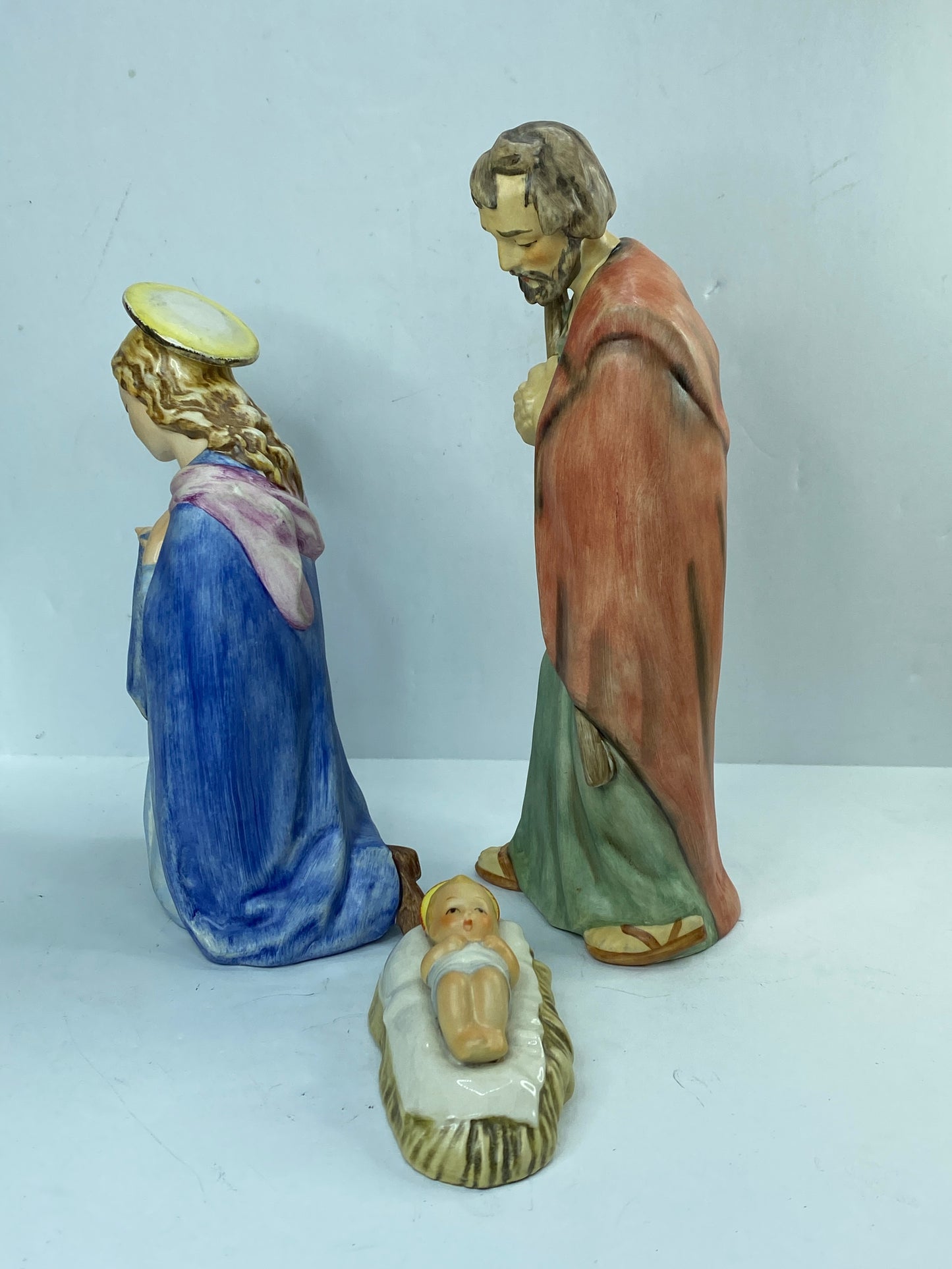 Hummel Figures Holy Family Nativity Set to Celebrate the Holidays set of 3 A622