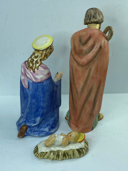 Hummel Figures Holy Family Nativity Set to Celebrate the Holidays set of 3 A622