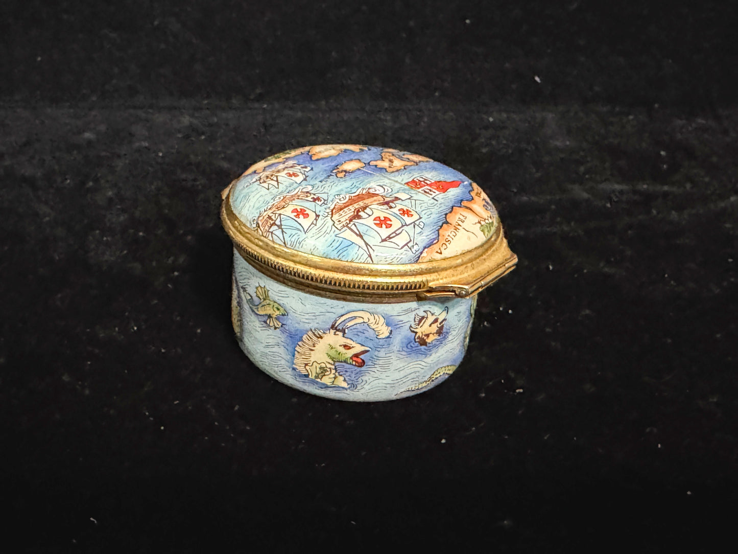 Halcyon Days Enamels New World Map Trinket Box A1110