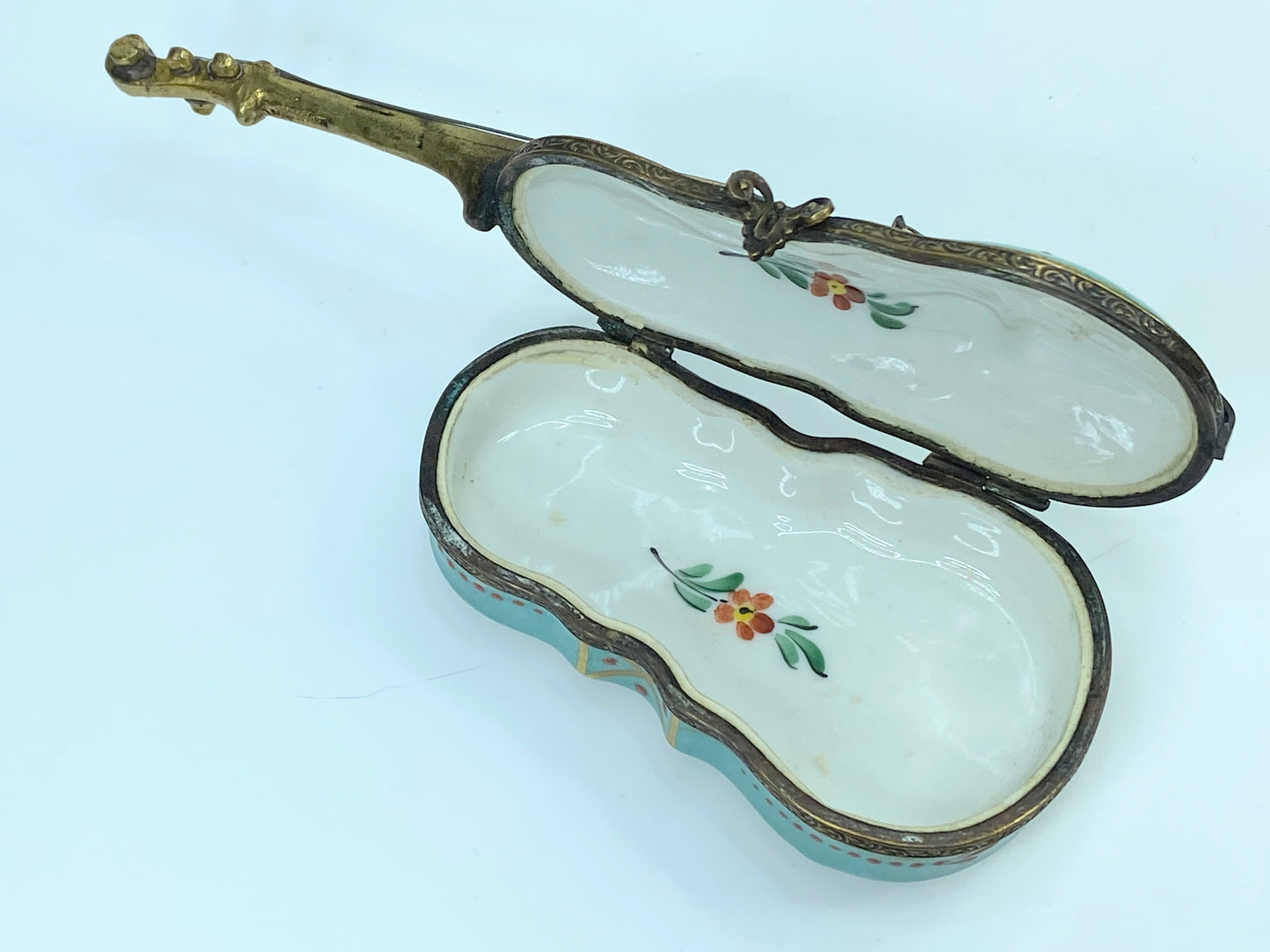 French Early 20th Century Violin Shape Pill/Trinket Box A88