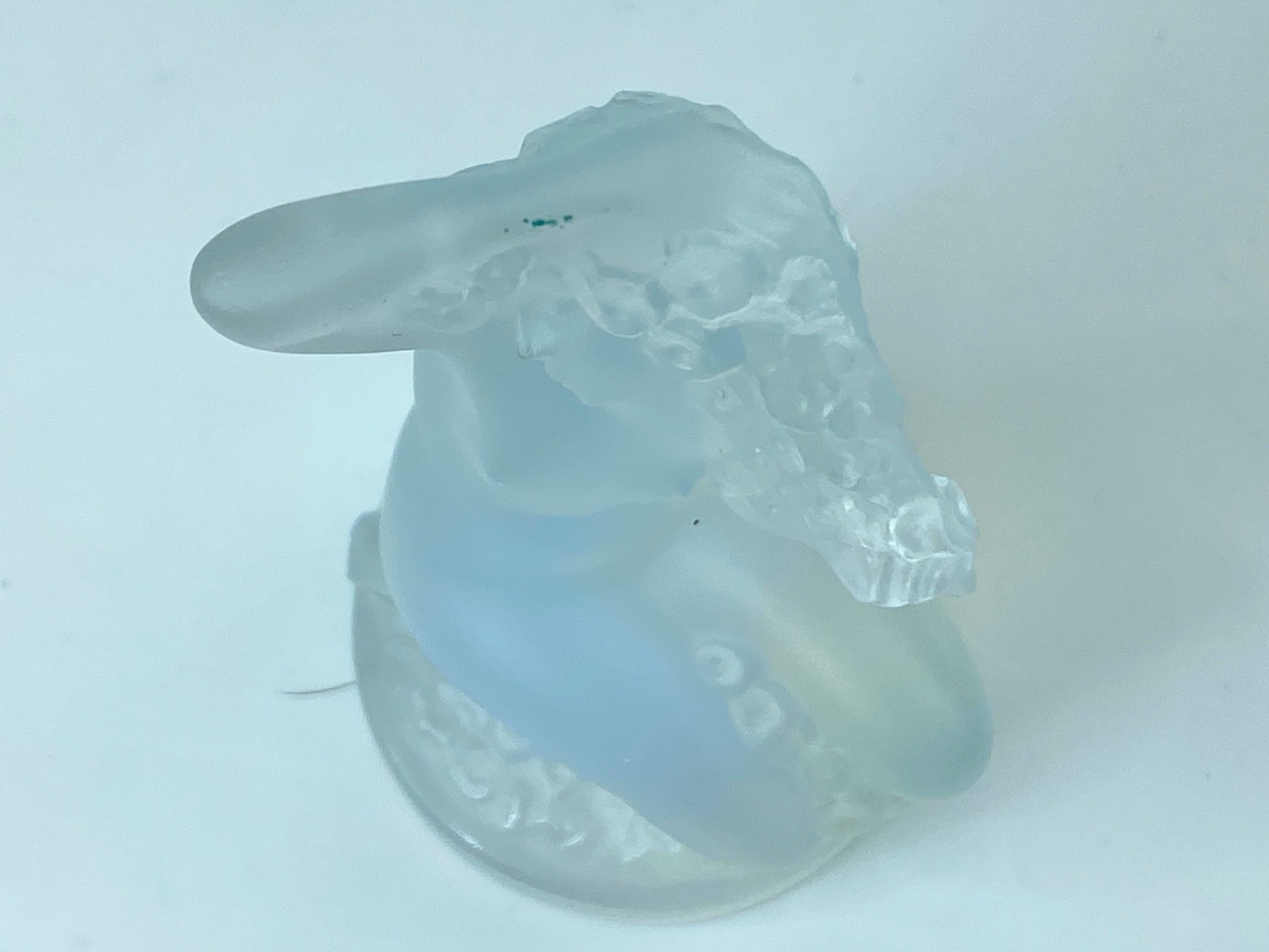 Lalique France Opalescent Glass Kneeling Lady Paperweight 3 1/4" mint A279