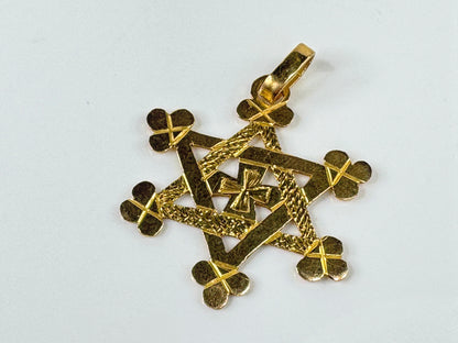 Vintage 18K Gold Jerusalem Cross Pendant Textured Openwork  4.8g 35mm JR1779