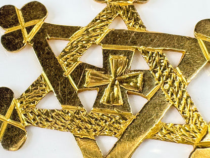 Vintage 18K Gold Jerusalem Cross Pendant Textured Openwork  4.8g 35mm JR1779