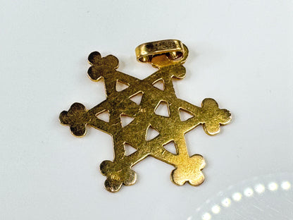 Vintage 18K Gold Jerusalem Cross Pendant Textured Openwork  4.8g 35mm JR1779