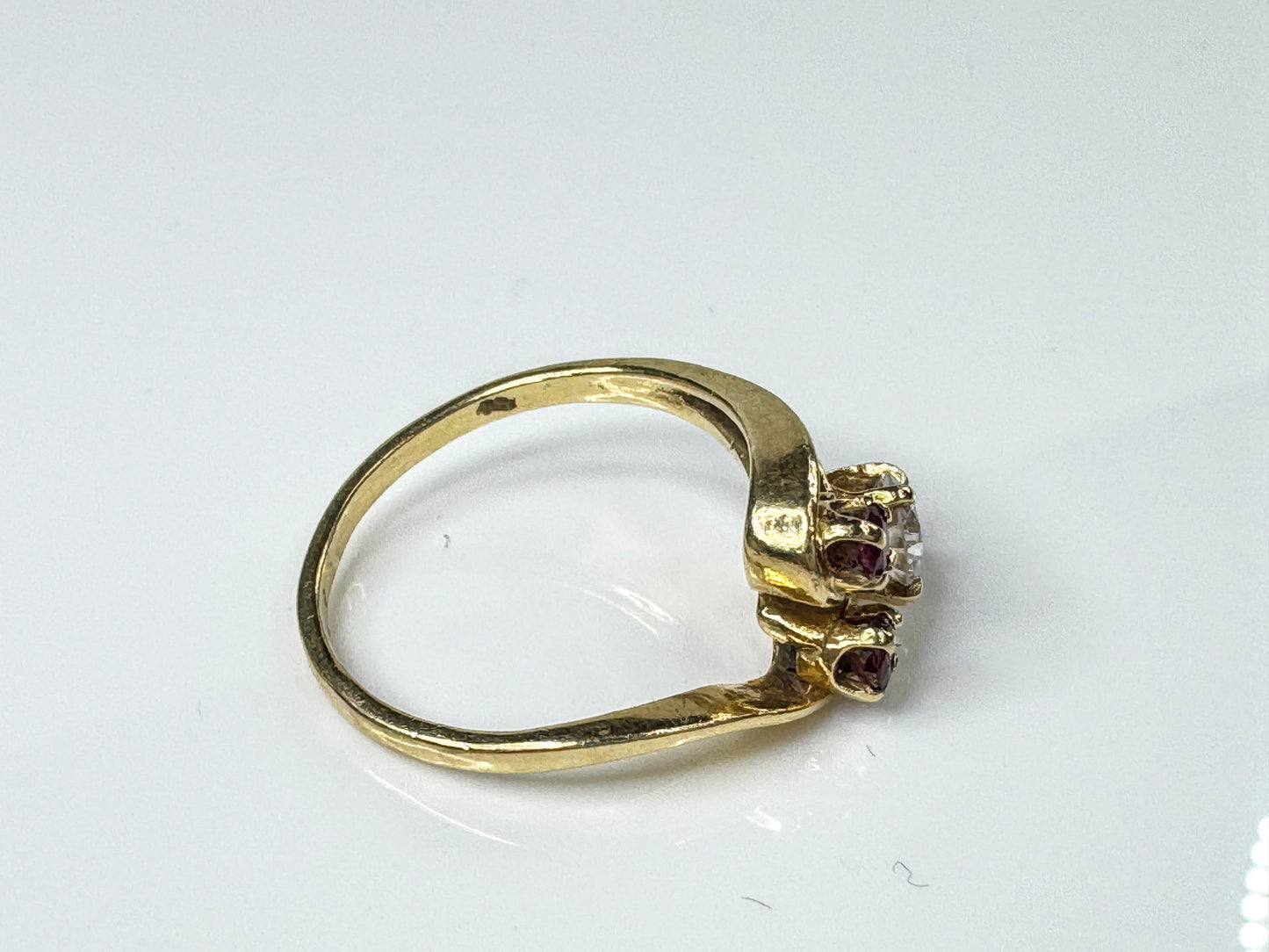 14K Gold G-H VS 0.34ct Diamond Ruby Bypass Ring Size 6 JR1781