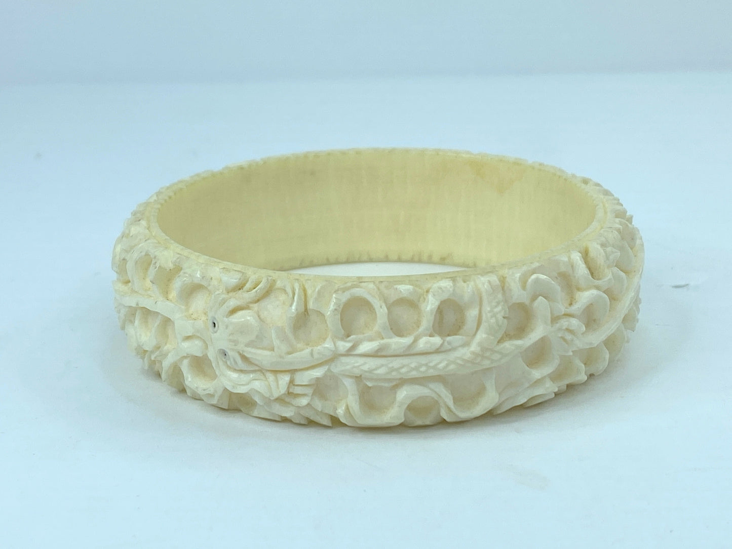 Intricate 20mm carved high relief dragon Resin/Bone bangle c 1880-1930 GS696