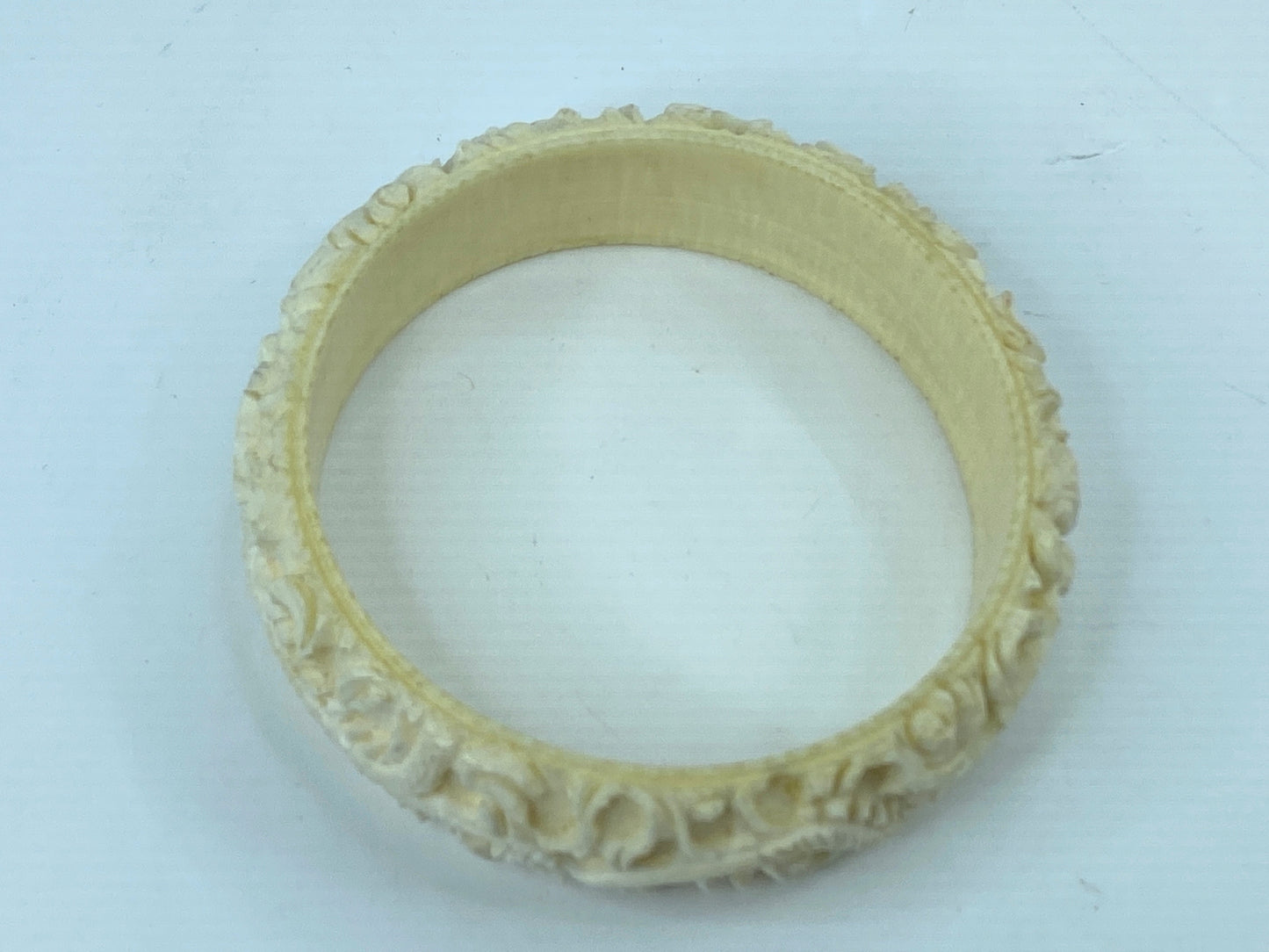 Intricate 20mm carved high relief dragon Resin/Bone bangle c 1880-1930 GS696