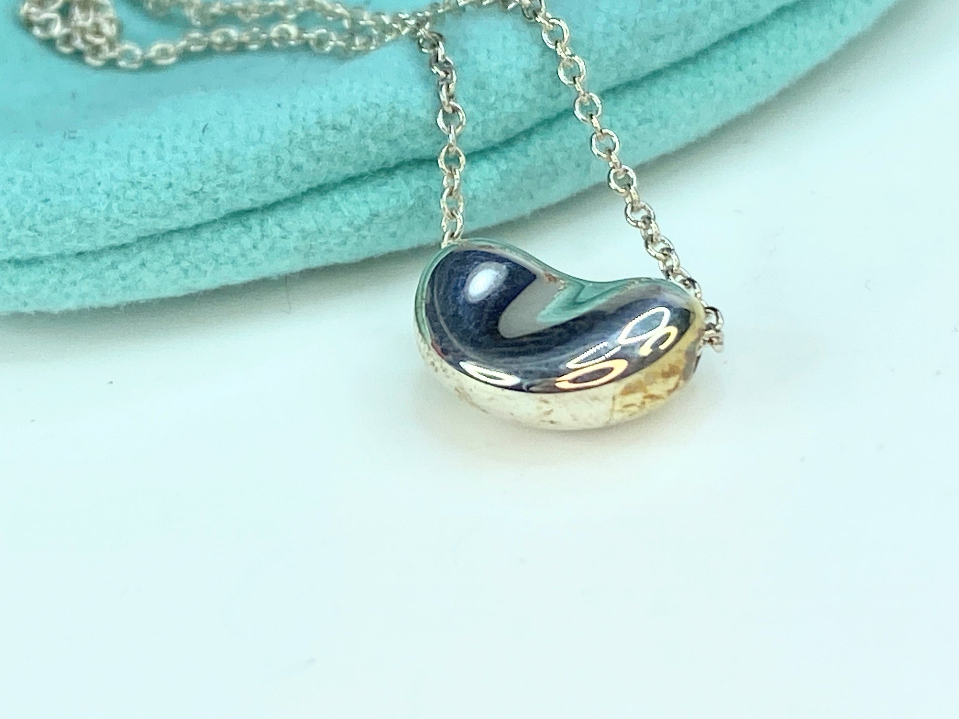 Tiffany & Co. Elsa Peretti Sterling Silver 11mm Bean Pendant 16" Necklace JR9824
