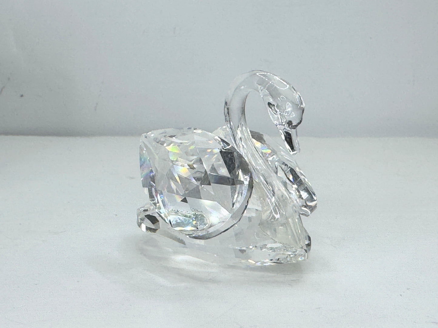 Swarovski Crystal swan figurine, "Beauties of the Lake" 2.0" MIB S236