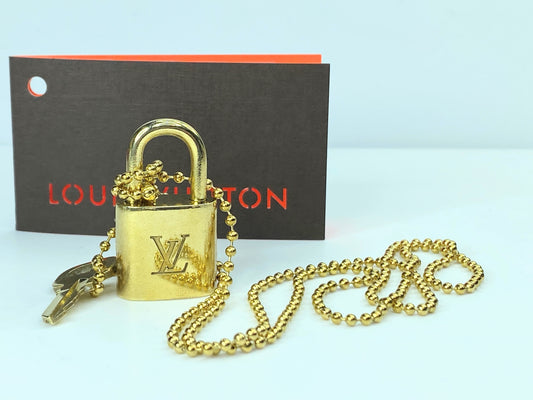 Authentic Louis Vuitton PadLock Lock & Key Brass Gold w/NON-BRAND necklace GS434