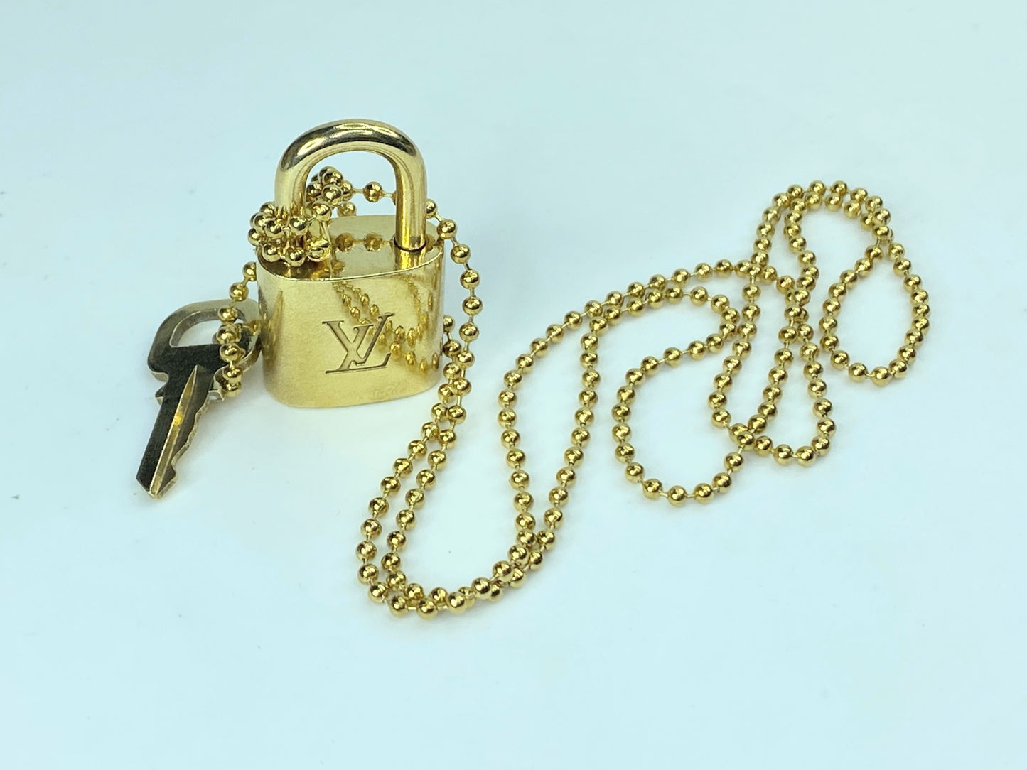 Authentic Louis Vuitton PadLock Lock & Key Brass Gold w/NON-BRAND necklace GS434