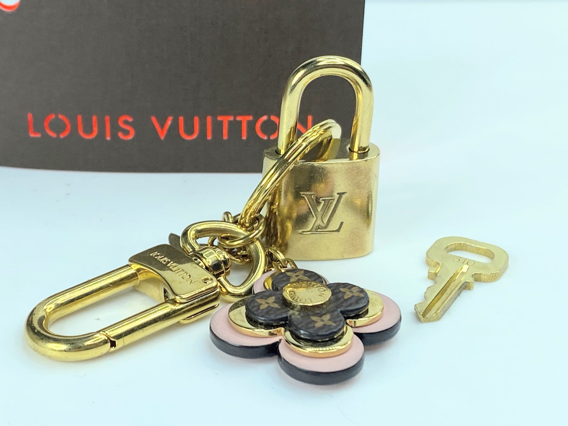 Louis Vuitton Leather Flower BB charm and the padlock Key set M63085 GS435