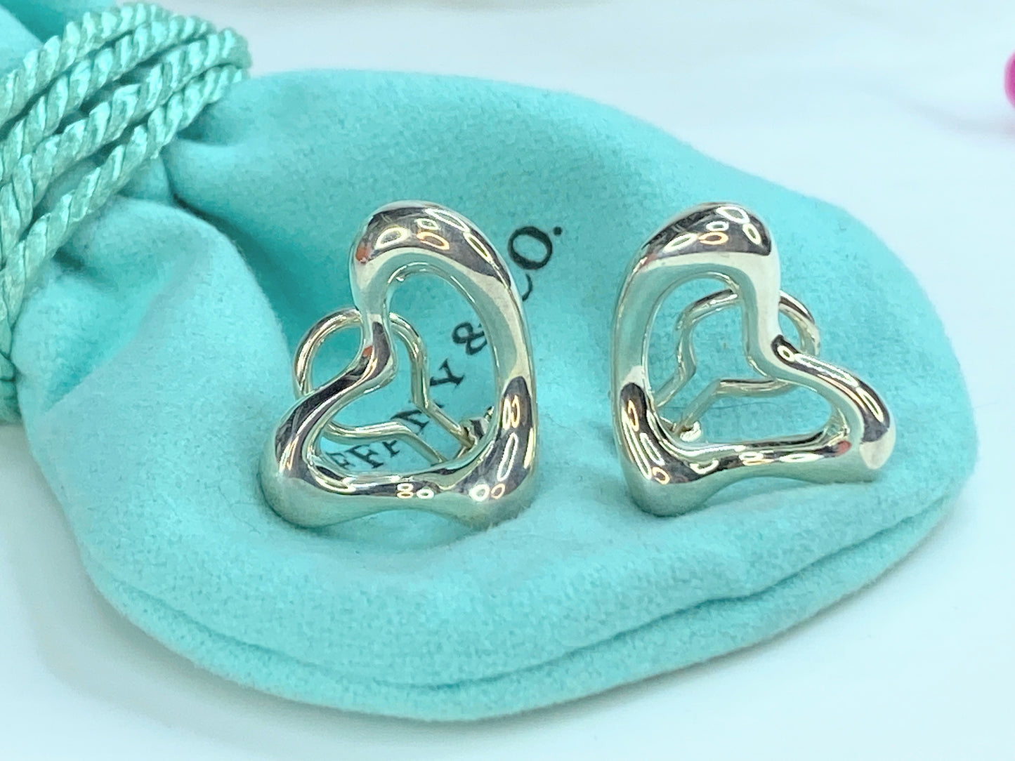 Tiffany & Co. Open heart Elsa Peretti Sterling Silver clip on earrings JR9826