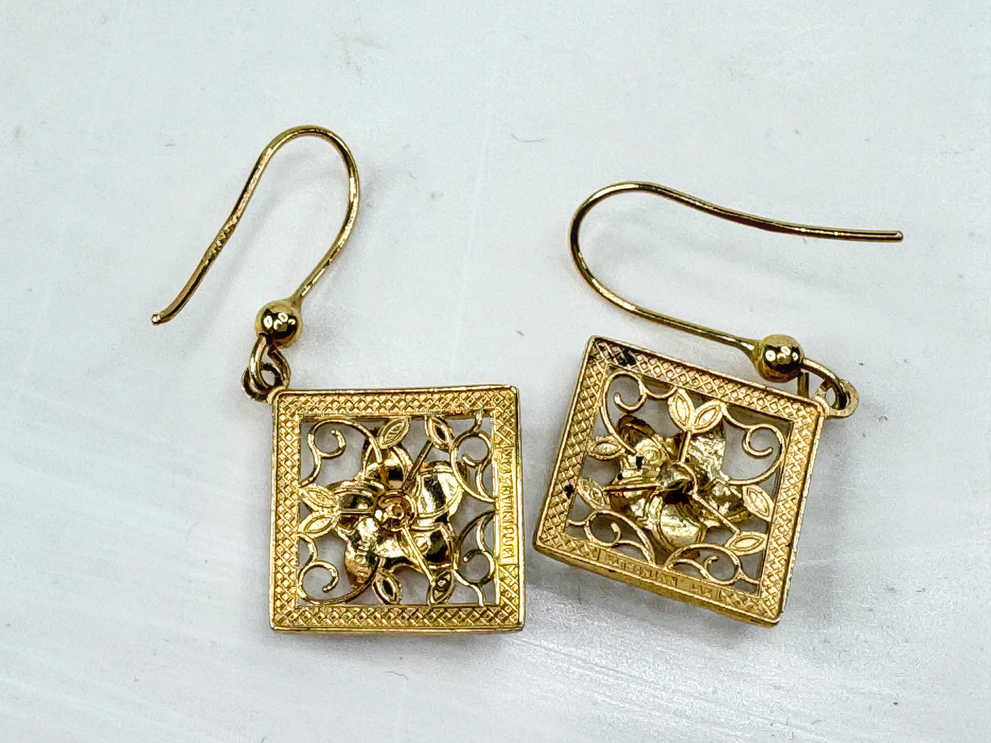 Signed Hawaiian Kitinian 14K Enamel cut out Plumeria Diamond Earrings JR1788