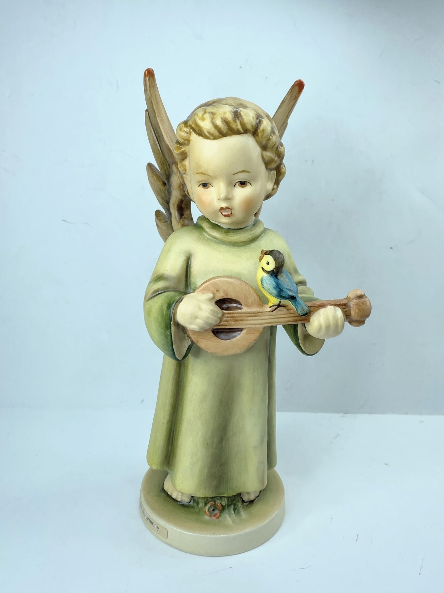 Hummel Festival Harmony #172/0, TMK6, angel in green robe playing mandolin A610