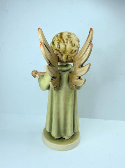 Hummel Festival Harmony #172/0, TMK6, angel in green robe playing mandolin A610