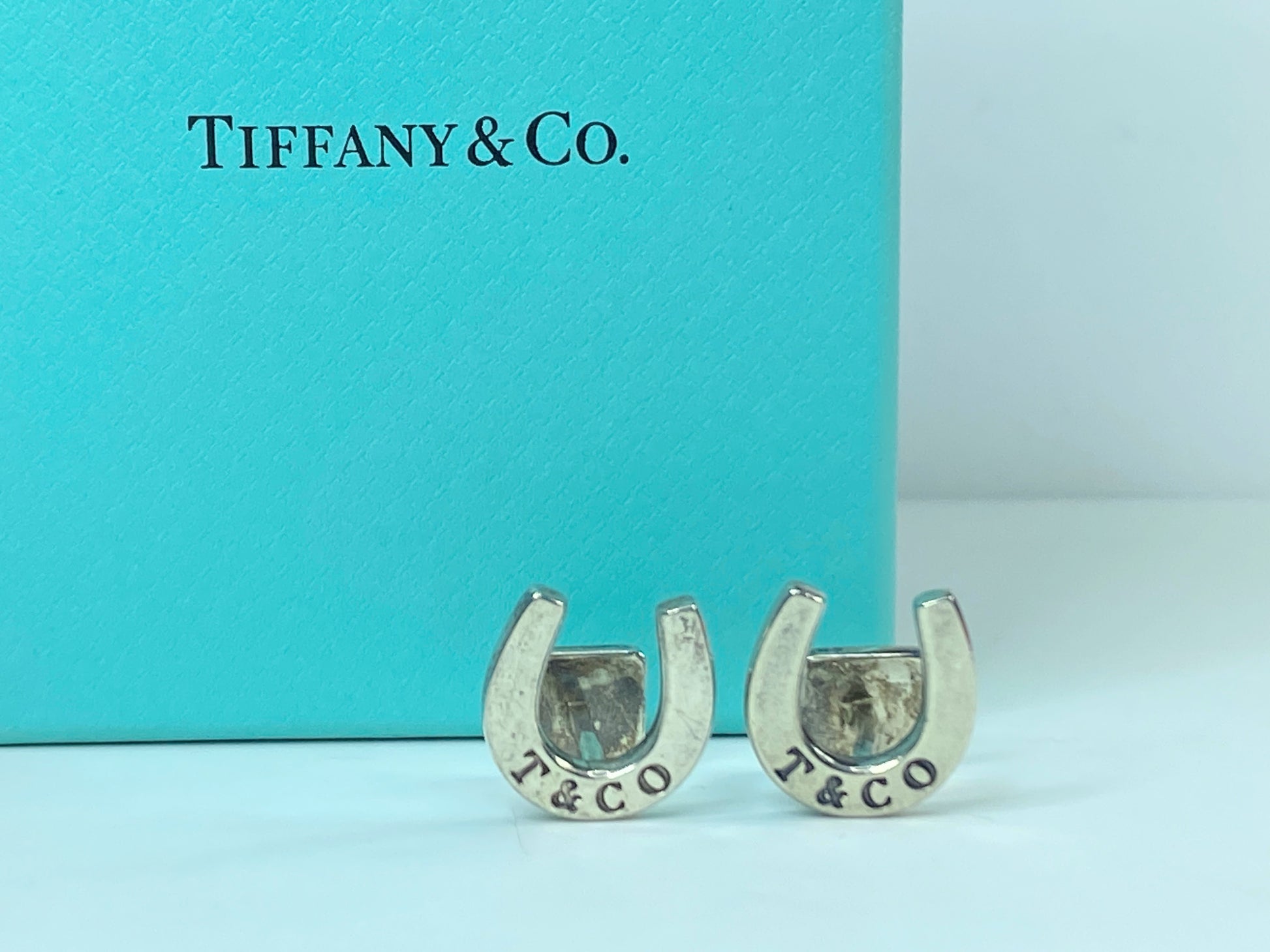 Tiffany & Co, pair of sterling silver lucky horseshoe cufflinks in box JR548