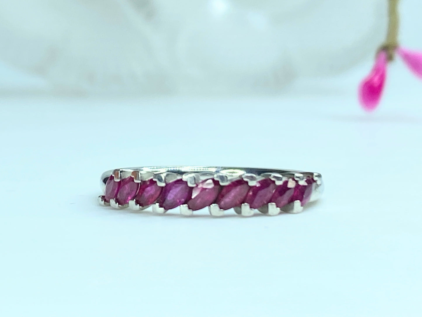 Circa 1950s Platinum 0.70 Ctw Marquise Ruby Anniversary Band 4.9g s7.75 JR9830