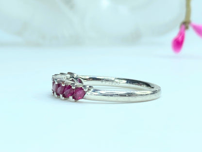 Circa 1950s Platinum 0.70 Ctw Marquise Ruby Anniversary Band 4.9g s7.75 JR9830