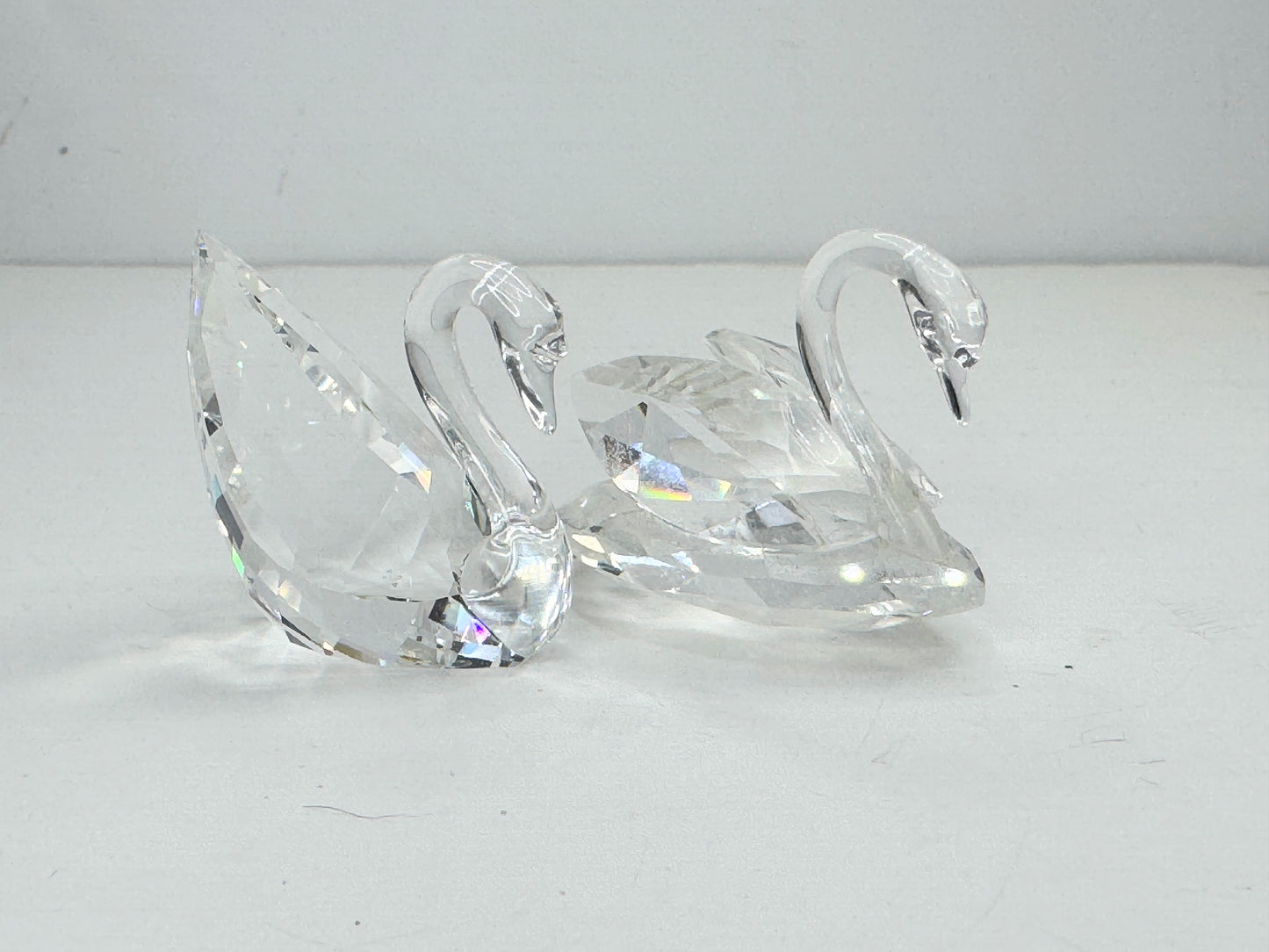 Swarovski Crystal A pair of Swans figurine, MIB S204