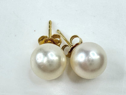 Vintage 14K Gold 9.00 lustrous Akoya Cultured Pearl Earrings JR1801