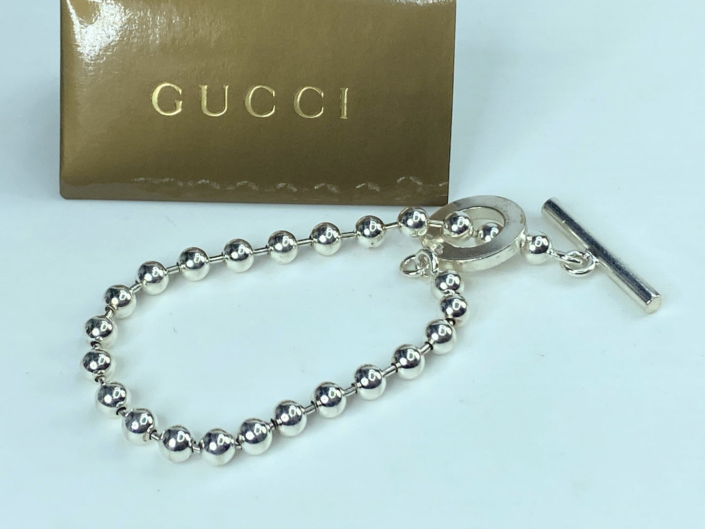 Gucci Sterling Silver Beaded Chain Circle Toggle clasp bracelet 7 3/4" 16g JR552