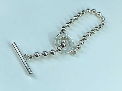 Gucci Sterling Silver Beaded Chain Circle Toggle clasp bracelet 7 3/4" 16g JR552