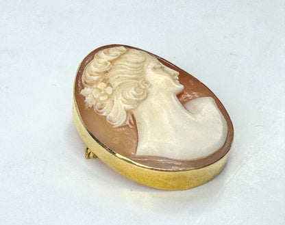 Vintage 14K Gold Carved Shell Cameo Brooch Pendant JR1803