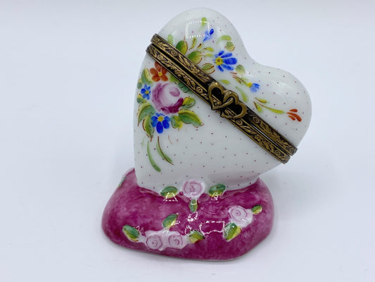 Romantic HEART ~ Limoges Trinket Box ~ Chamart (1455) PB07