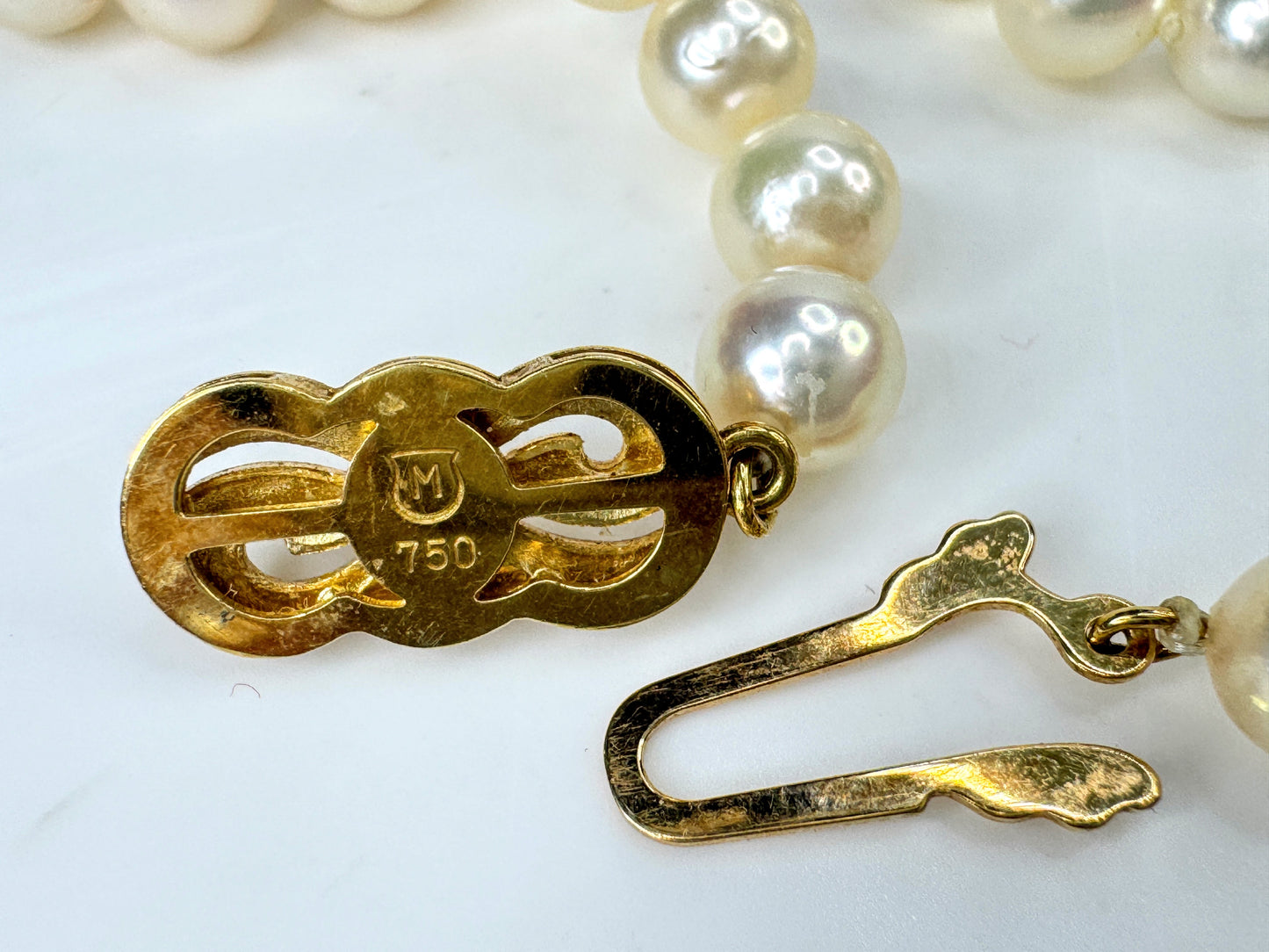 Vintage Mikimoto 18K Gold 6.4mm Akoya Pearl Opera length 36" Necklace JR1816