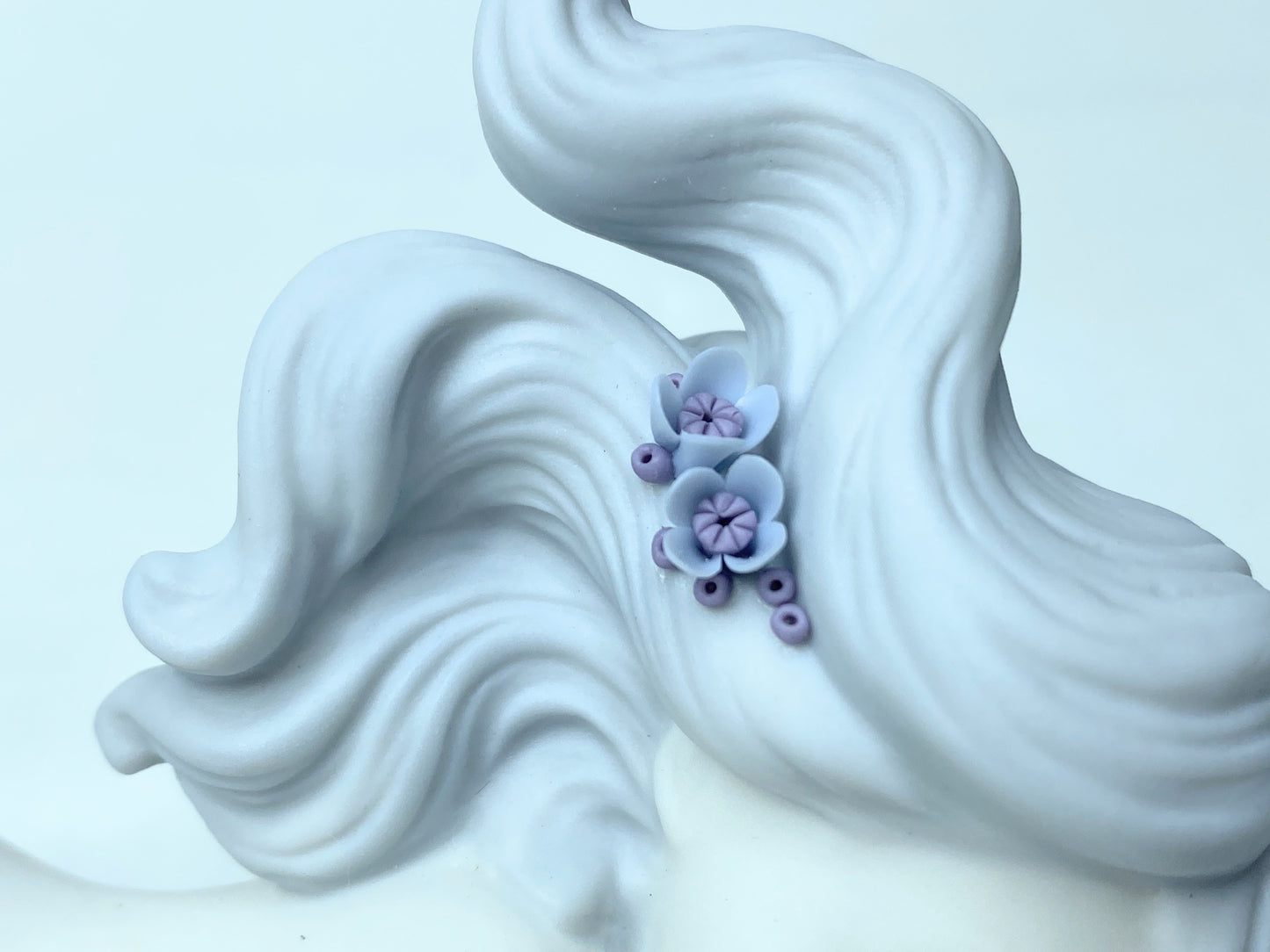 LLADRÓ Day-Dreaming at Sea Mermaid Figurine. Porcelain Mermaid Figure A624