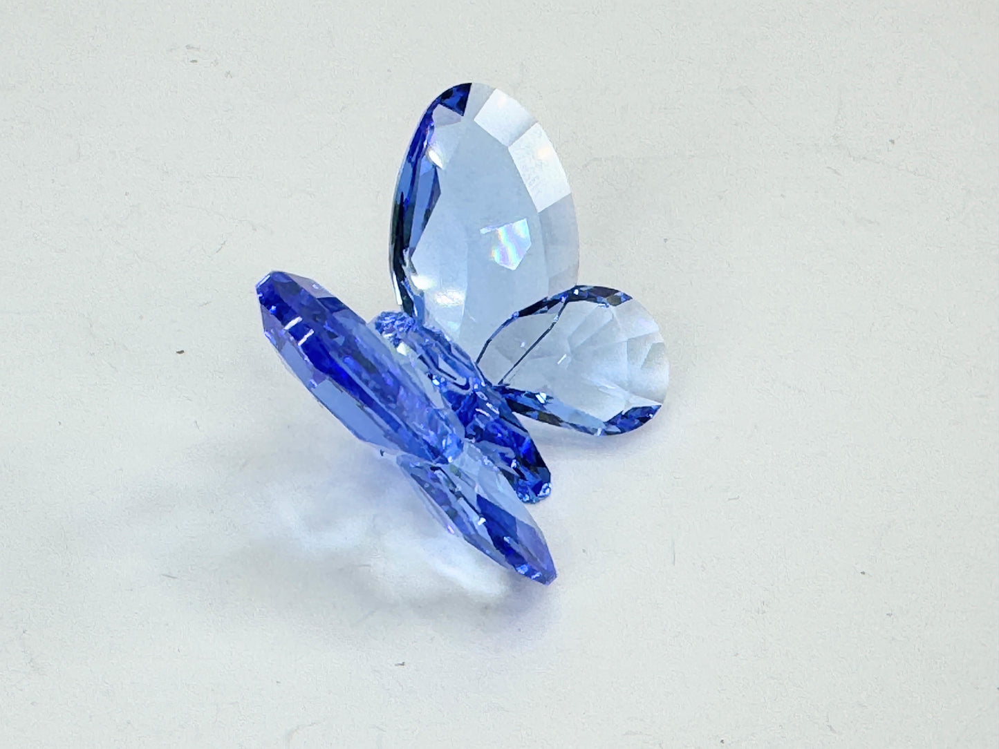 Swarovski Light Sapphire Butterfly Crystal Mint, COA display mirror S228