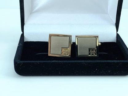 Bijoux Givenchy square gold silvery tone cufflink 10.7g GS456